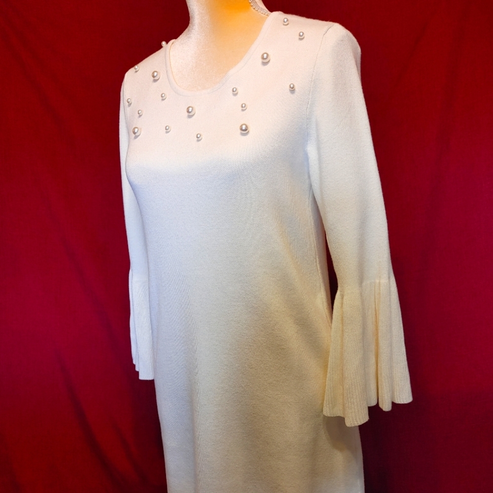 NWT Liz Claiborne Ivory Bell Sleeve Sweater Dress sz M